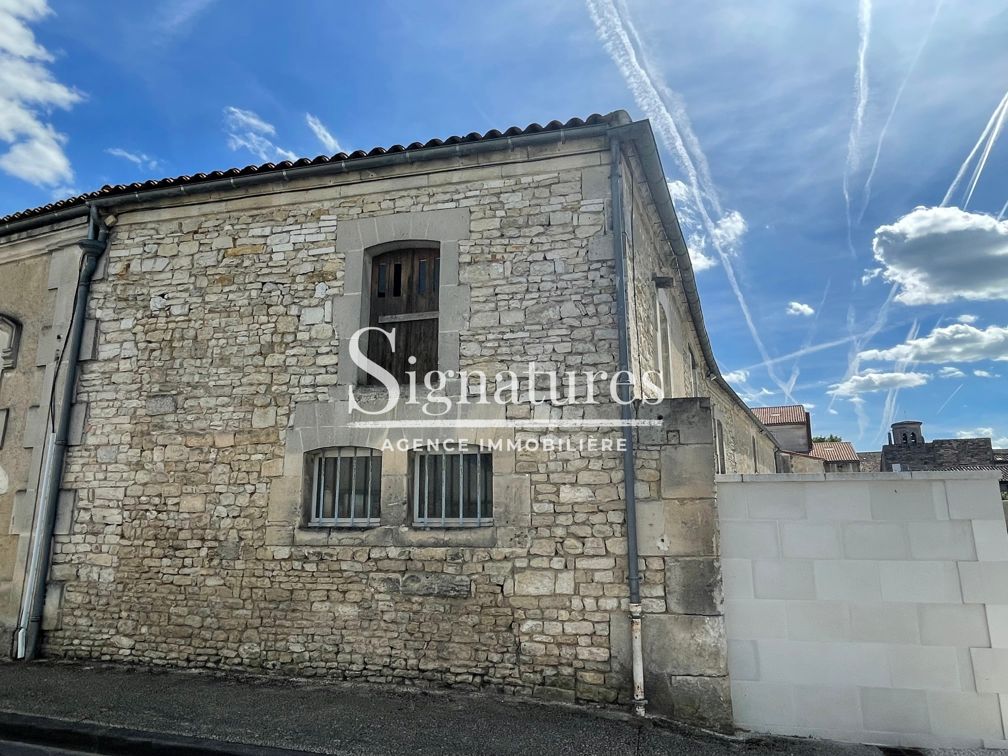 Maison à vendre à Jarnac, 98 m², 3 pièces – photo 3 sur 6